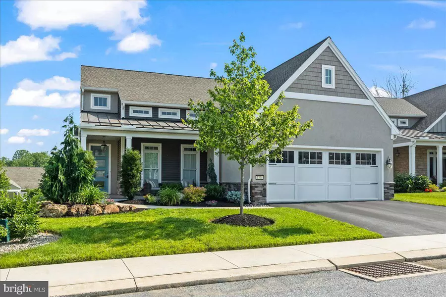 1205 MOSAIC DR, Lebanon, PA 17042