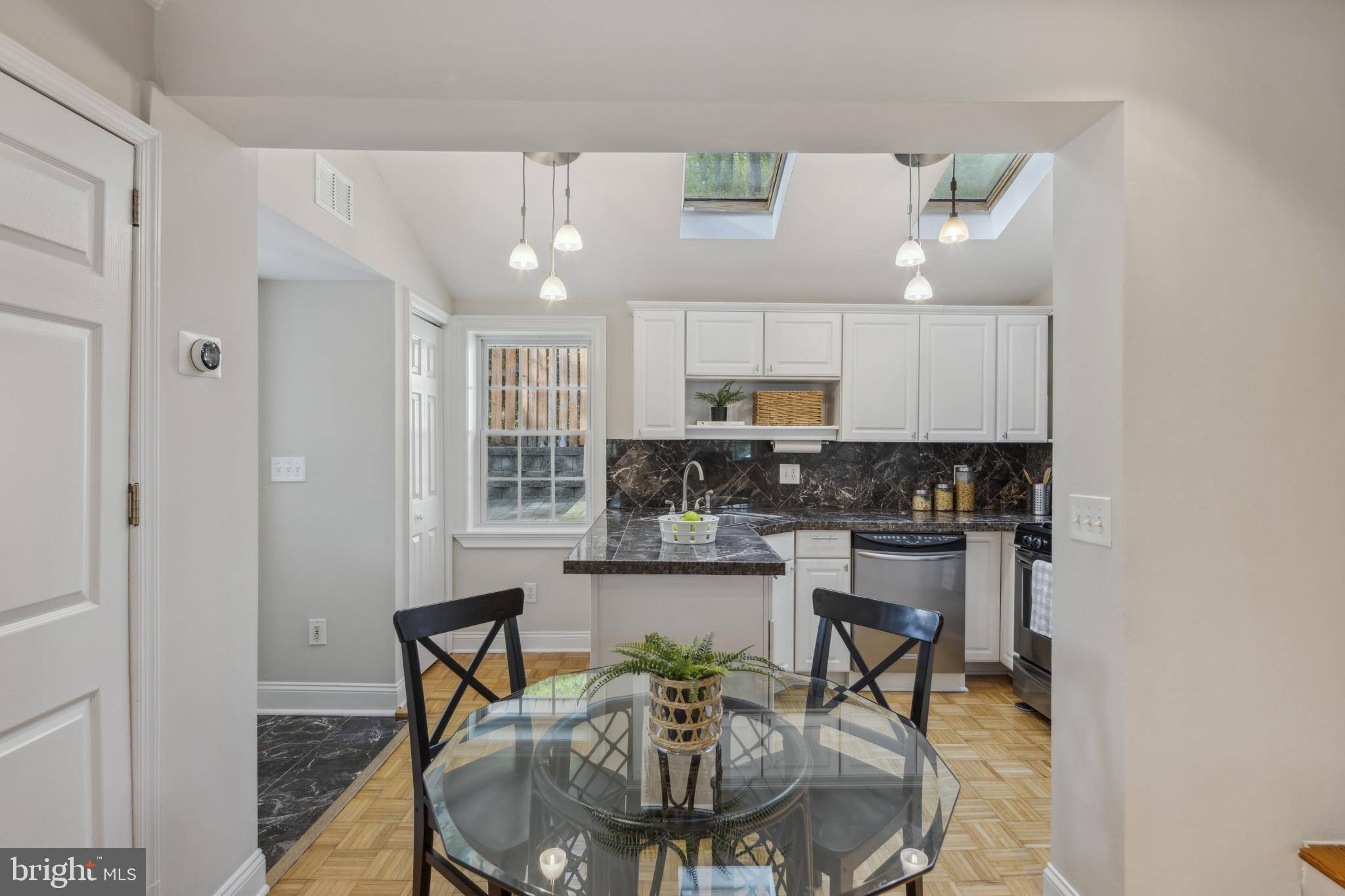 Catonsville, MD 21228,2816 9 MILE CIR #5