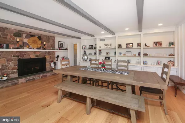 Pipersville, PA 18947,395 HOLLOW HORN RD