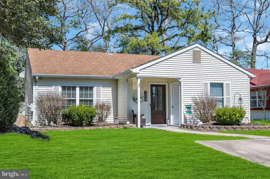 304 LEXINGTON DR, Little Egg Harbor Twp, NJ 08087
