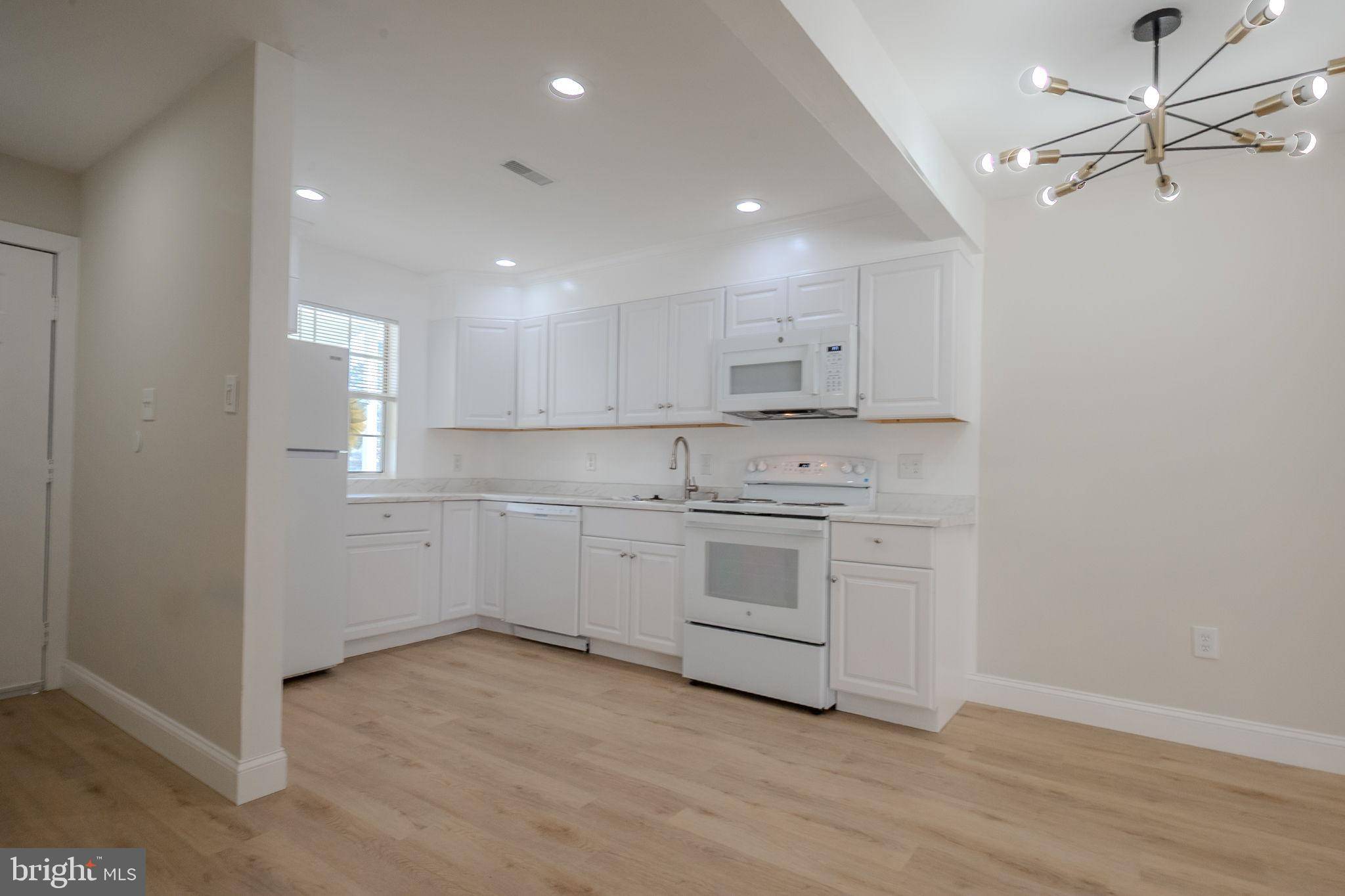 Bear, DE 19701,514 BLACKBIRD DR