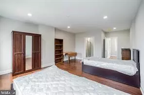 Philadelphia, PA 19122,2031 N 8TH ST