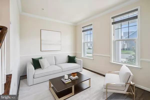 Dumfries, VA 22026,2732 COCKSPUR LN