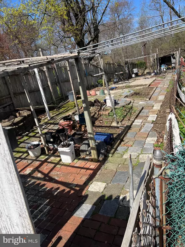 Philadelphia, PA 19120,5810 NEWTOWN AVE