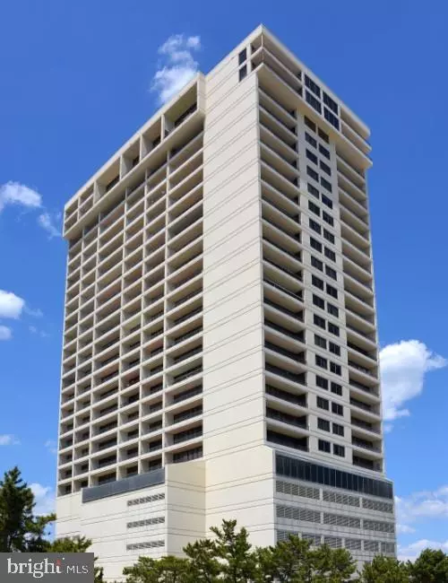 Atlantic City, NJ 08401,3851 BOARDWALK #1502