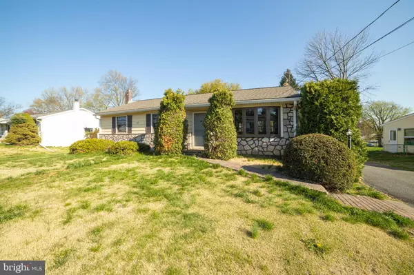 Aston, PA 19014,465 DUTTON ST