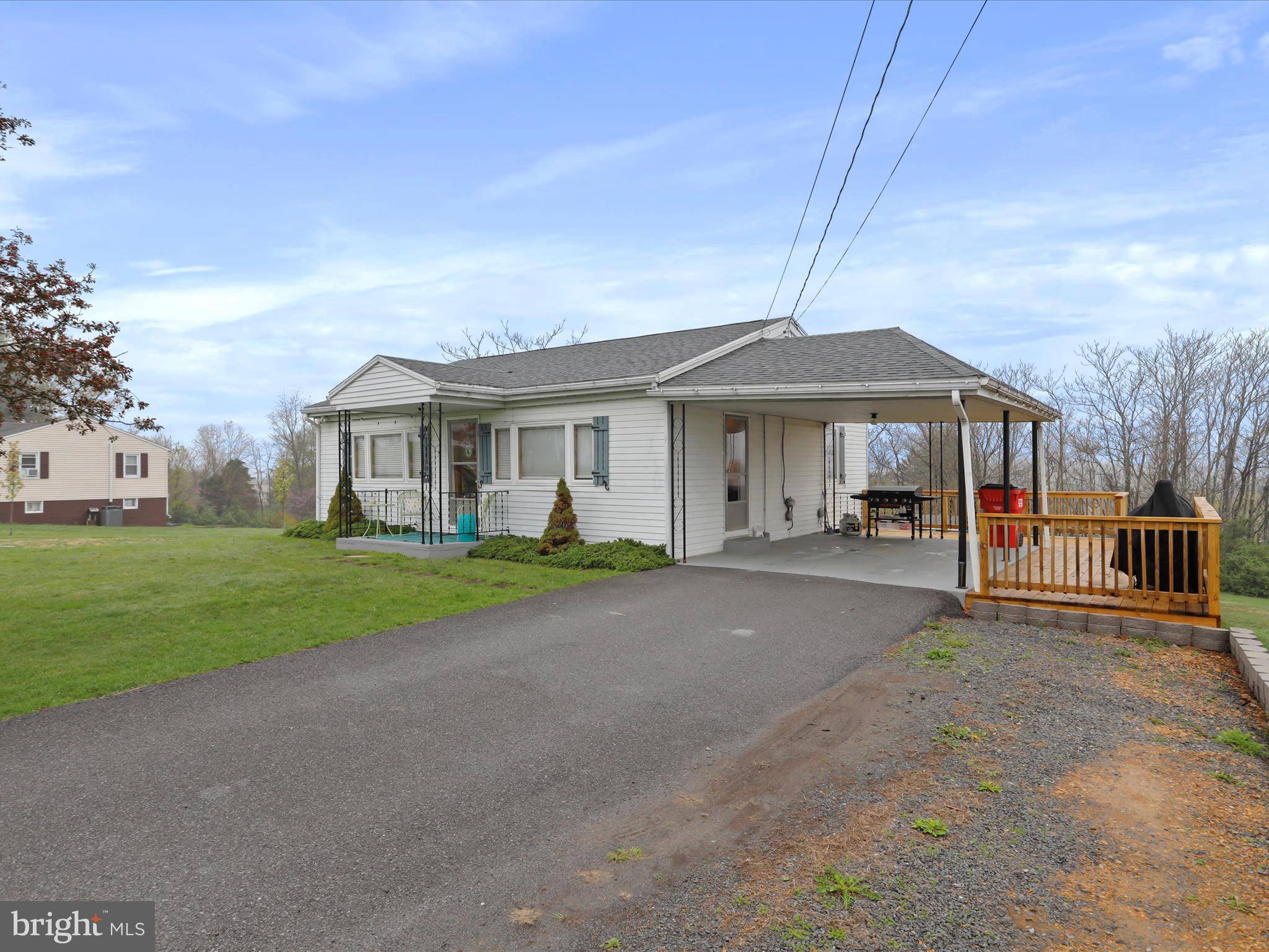 Berkeley Springs, WV 25411,761 FAIRVIEW DR