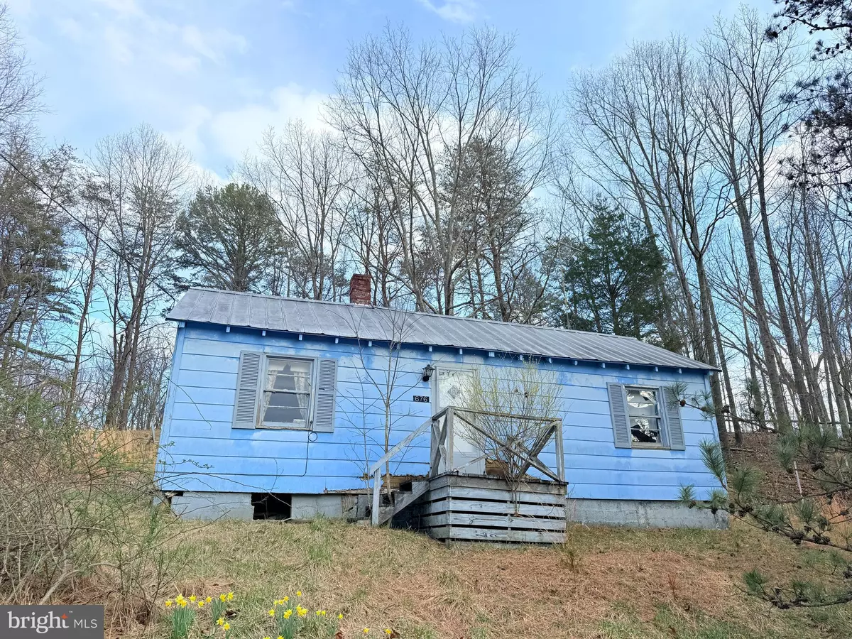 Buchanan, VA 24066,676 ARCADIA ROAD