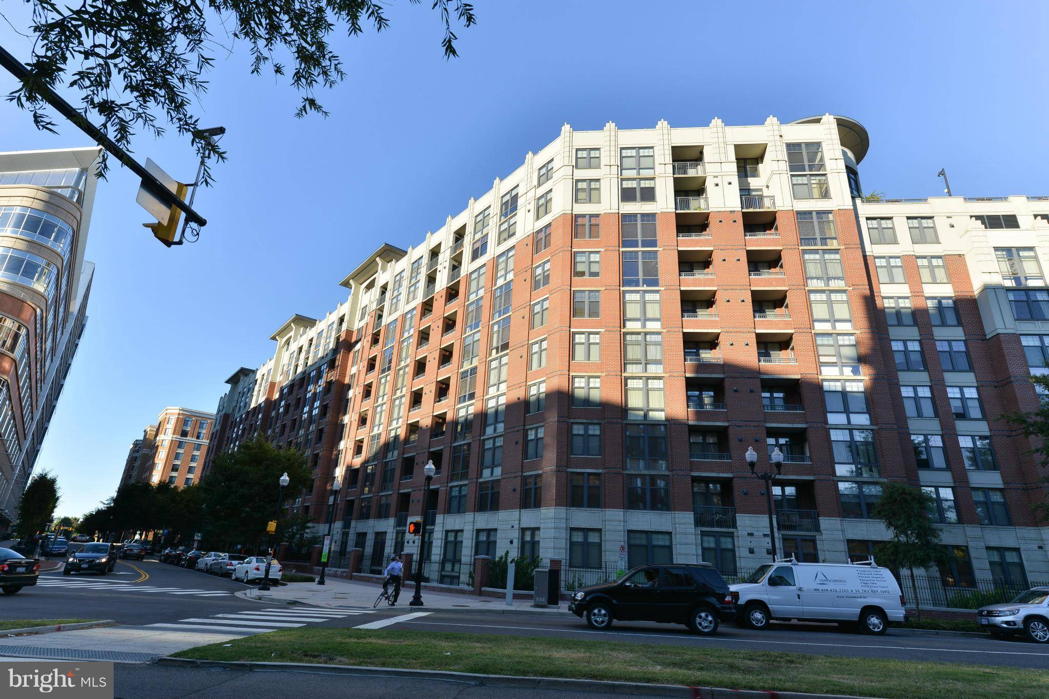 Arlington, VA 22201,1021 N GARFIELD ST #B39