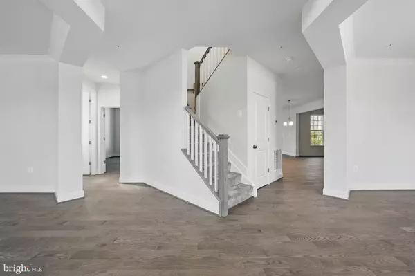 Clinton, MD 20735,8504 WENDY ST