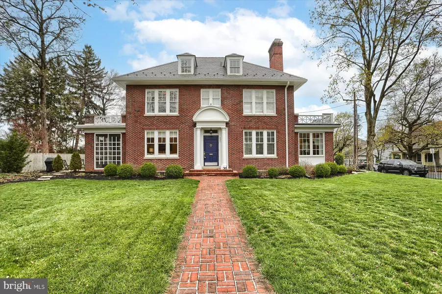 431 S COLLEGE ST, Carlisle, PA 17013