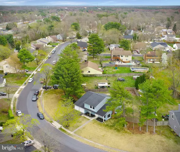 Sicklerville, NJ 08081,23 PERSHING LN