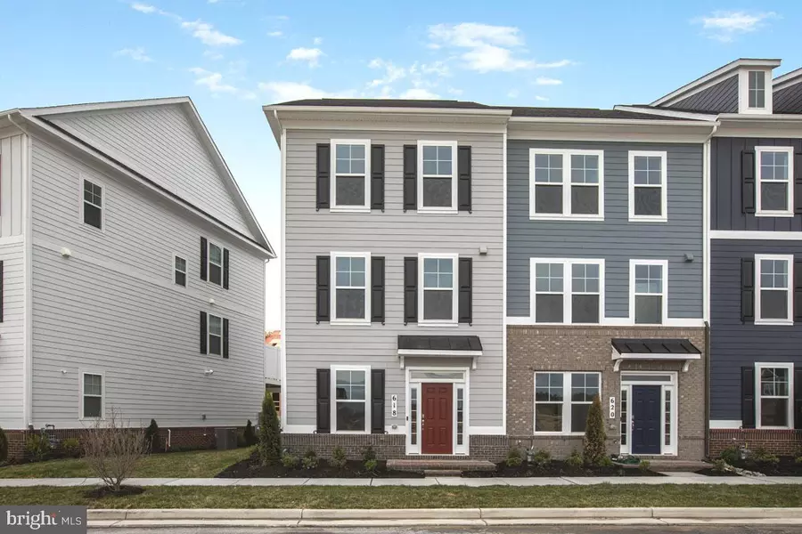 618 BARNEHURST ST, Middle River, MD 21220