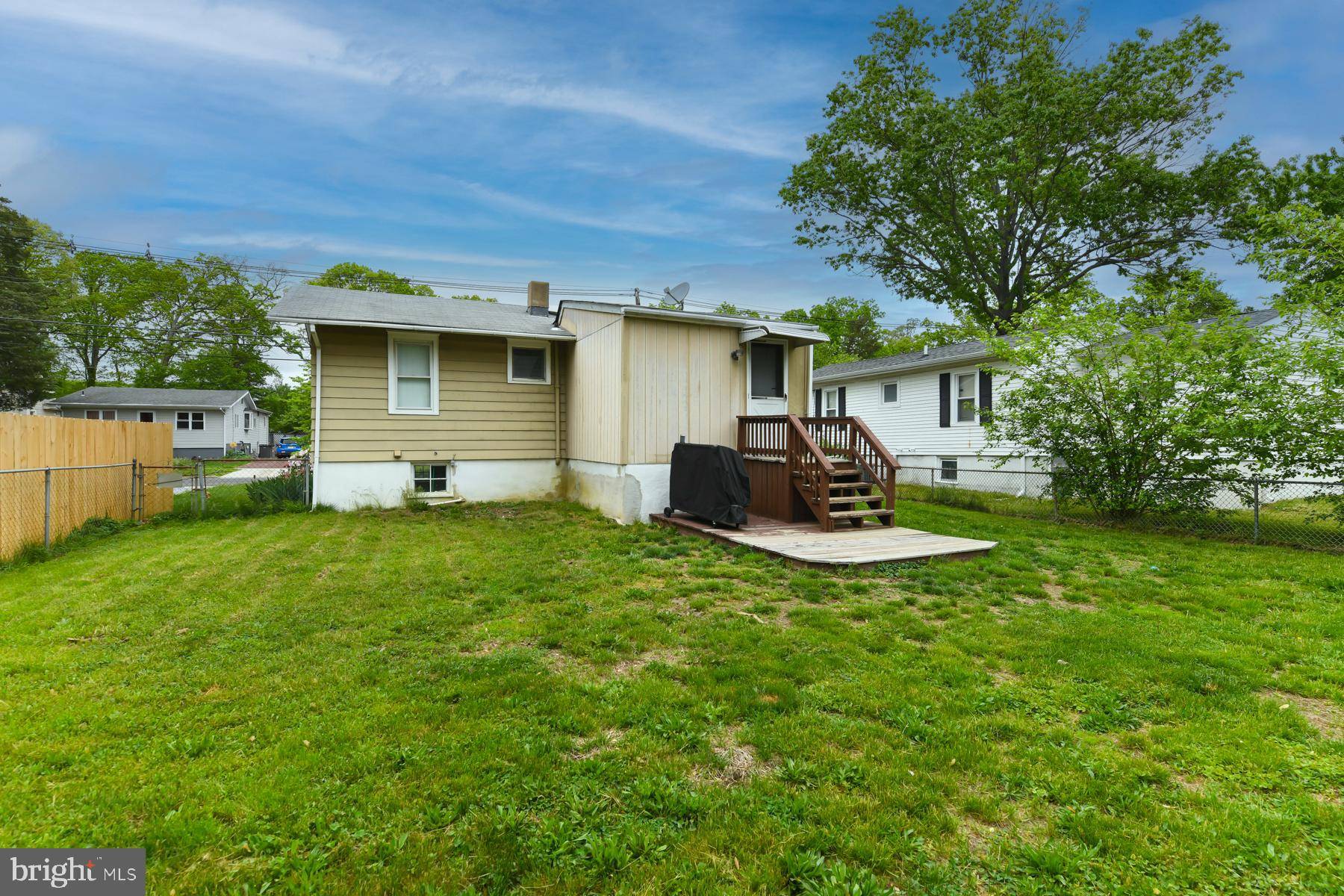 Somerdale, NJ 08083,109 E CRESTWOOD AVE