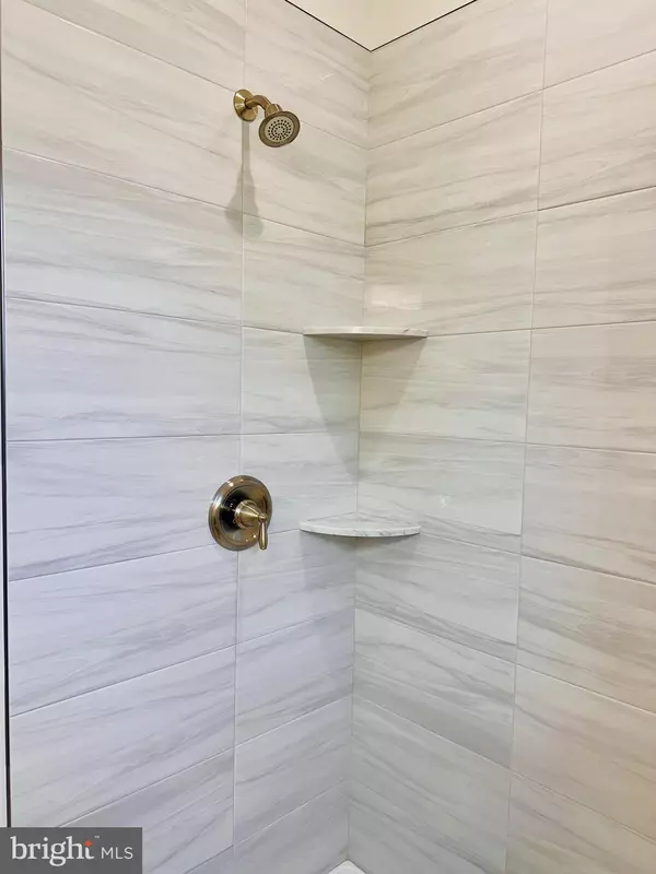 Hughesville, MD 20637,15991 BRACKENBURN CT