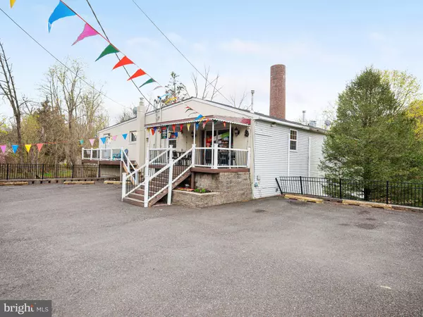 Coopersburg, PA 18036,1463 LIMEPORT PIKE