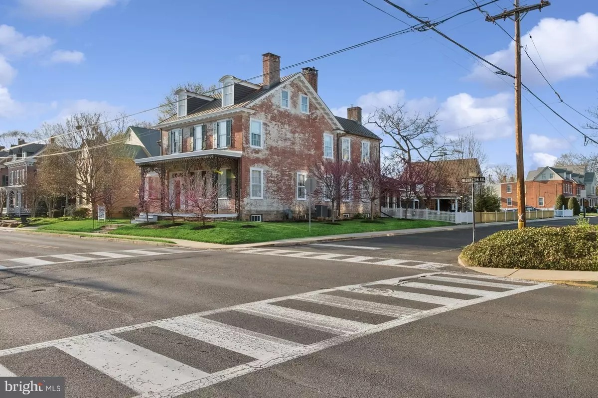 Newtown, PA 18940,115 E WASHINGTON AVE