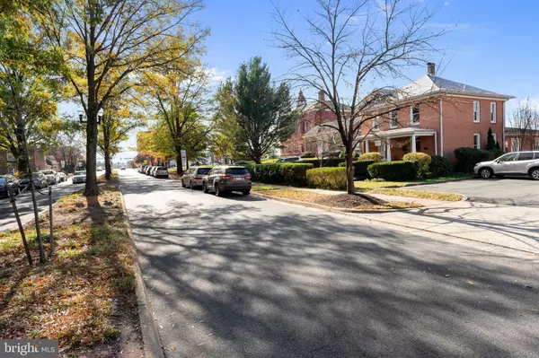 9306 GRANT AVE, Manassas, VA 20110