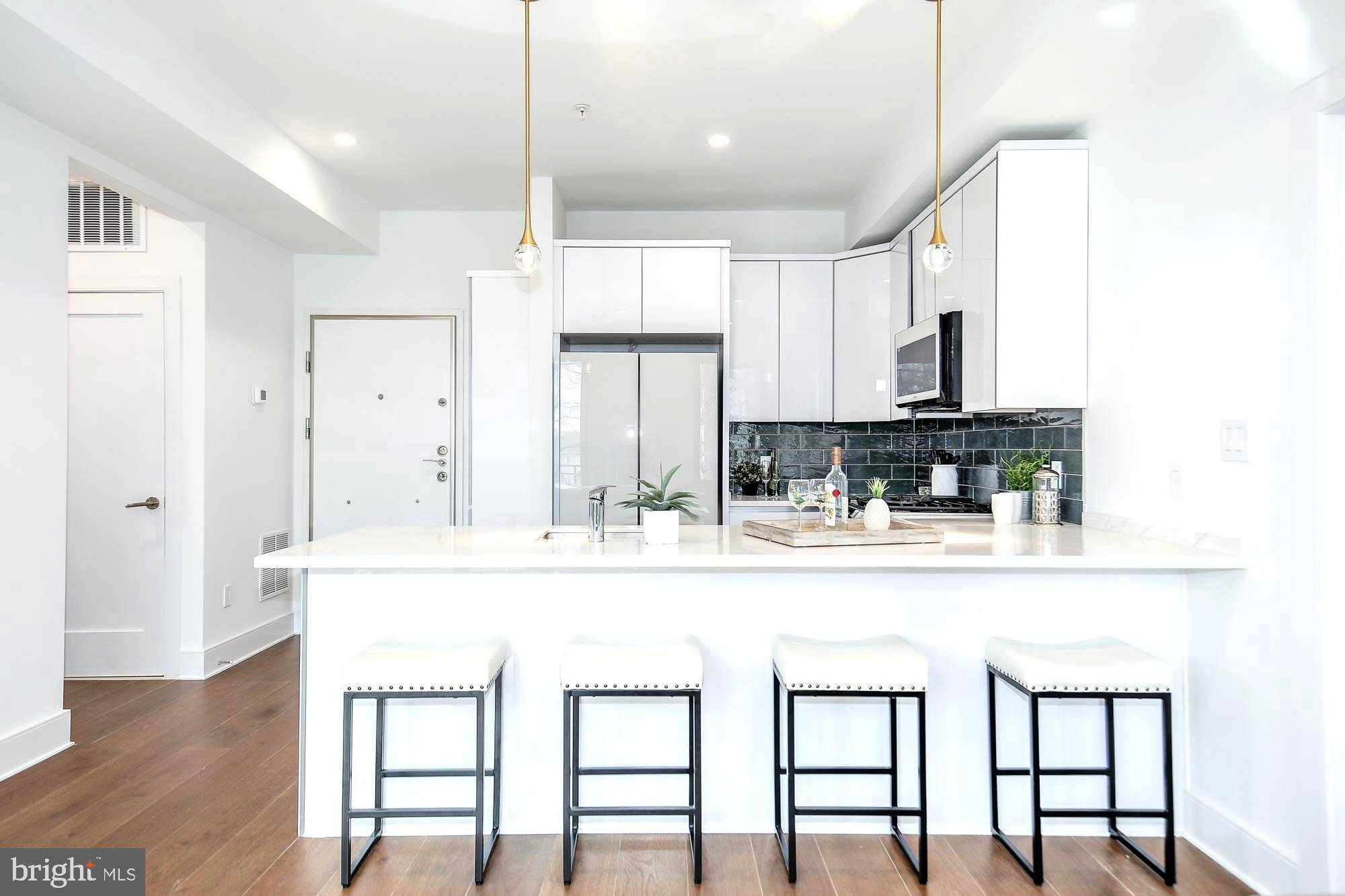 Washington, DC 20018,1002 RHODE ISLAND AVE NE #3