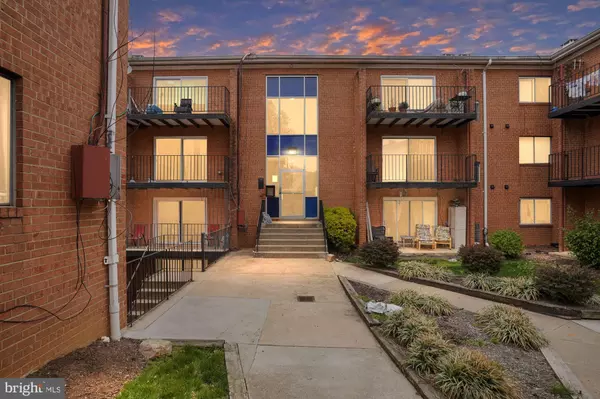 3400 25TH ST S #27, Arlington, VA 22206