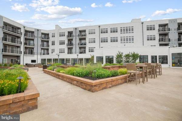 Phoenixville, PA 19460,131 BRIDGE ST #1B-2-2310
