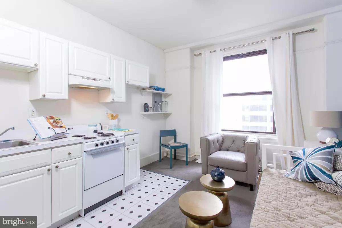 Philadelphia, PA 19107,1229 CHESTNUT ST #906