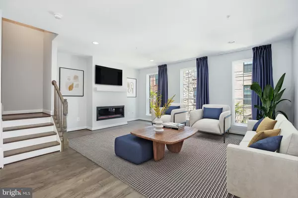 Oxon Hill, MD 20745,620 LEIGH WAY