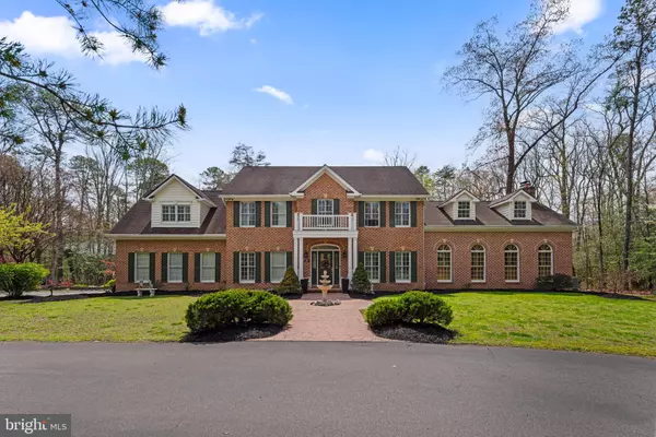 301 STURTONS LN, Pasadena, MD 21122