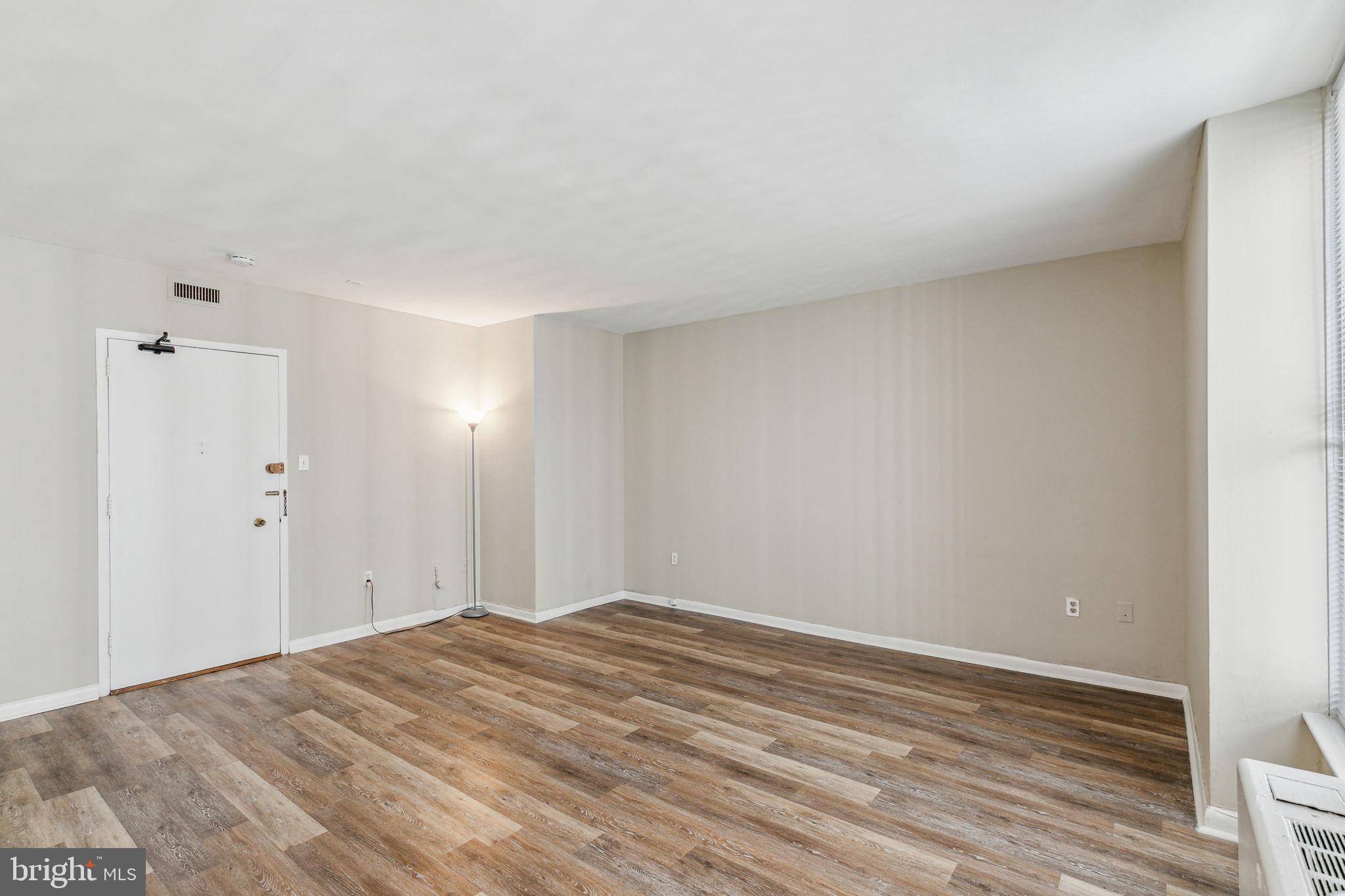 Philadelphia, PA 19103,135 S 19TH ST #1401