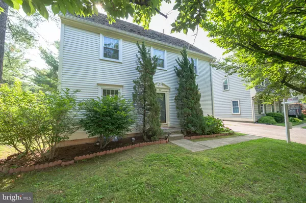 Gaithersburg, MD 20877,312 FAIRGROVE TER