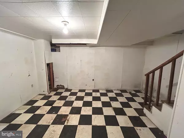 Baltimore, MD 21213,3215 PELHAM AVE