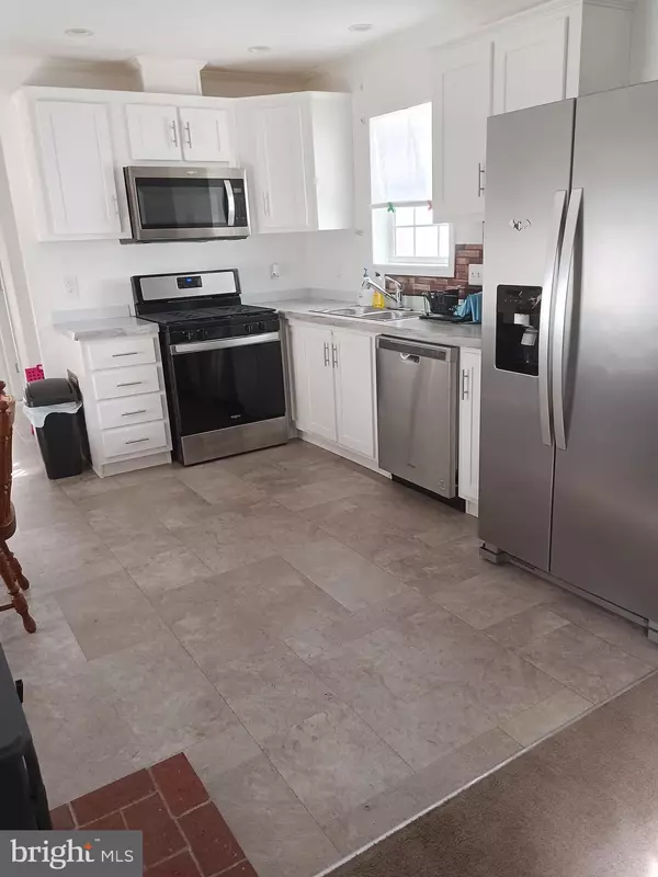Cherry Hill, NJ 08002,1405 FARRELL AVE #325