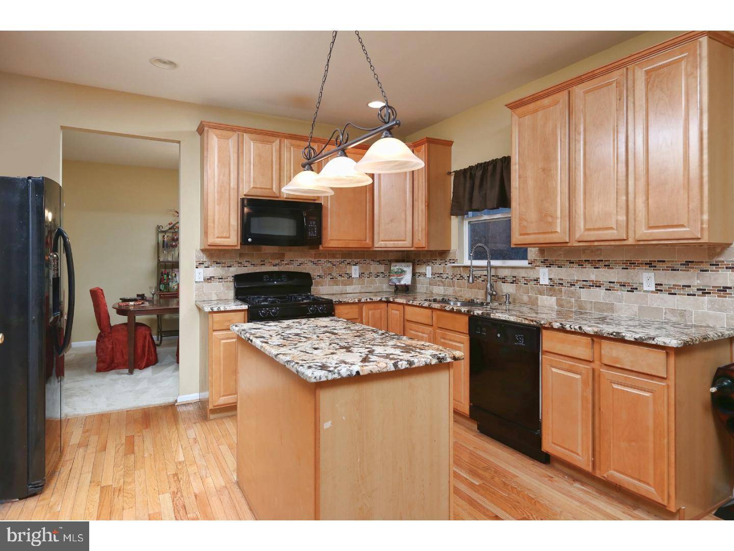 Sicklerville, NJ 08081,2 GOSLING CT