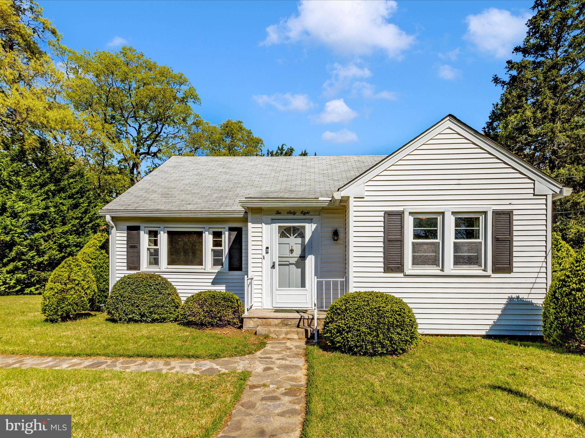 268 MAGOTHY BRIDGE RD, Pasadena, MD 21122