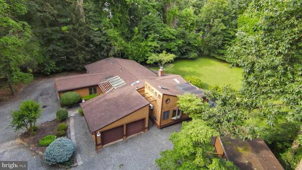 341 RIVER BEND RD, Great Falls, VA 22066