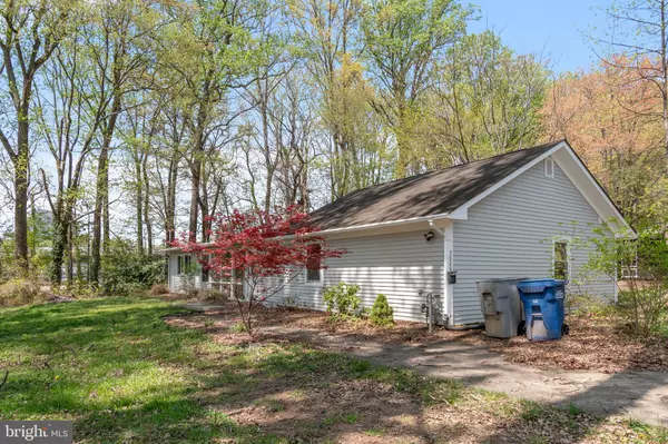 Falls Church, VA 22042,3026 CEDAR HILL RD