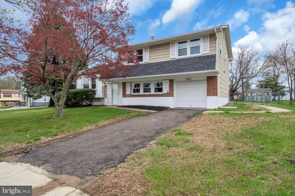 106 SUNSET LN, Beverly, NJ 08010