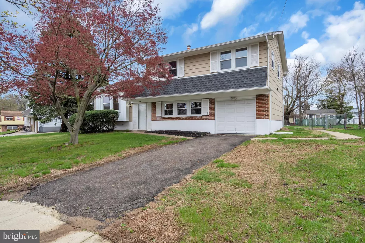 Beverly, NJ 08010,106 SUNSET LN