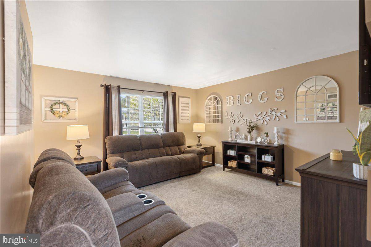 Vineland, NJ 08361,2307 MUSTEREL LN