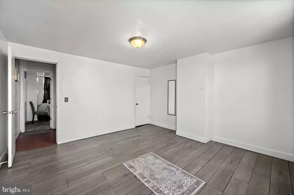 Baltimore, MD 21213,1639 N CAROLINE ST