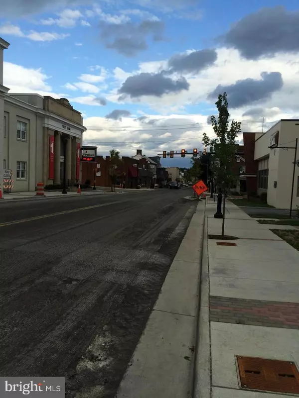 Strasburg, VA 22657,0 W KING