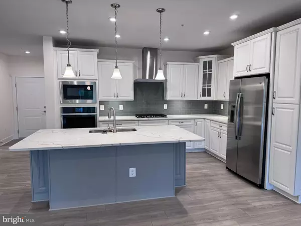 Chester, MD 21619,1000 HERONS NEST WAY #32