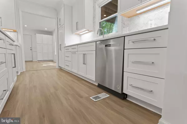 West River, MD 20778,5235 CHALK POINT RD