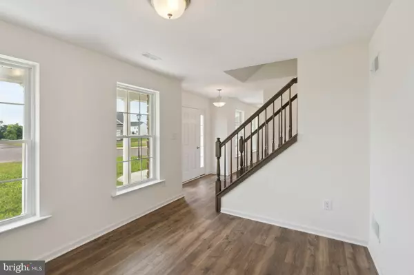 Hanover, PA 17331,168 LEDGER DR #74
