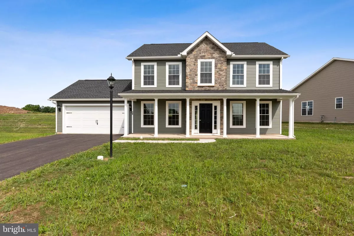 Hanover, PA 17331,168 LEDGER DR #74