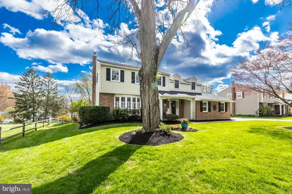 Exton, PA 19341,374 DEVON DR
