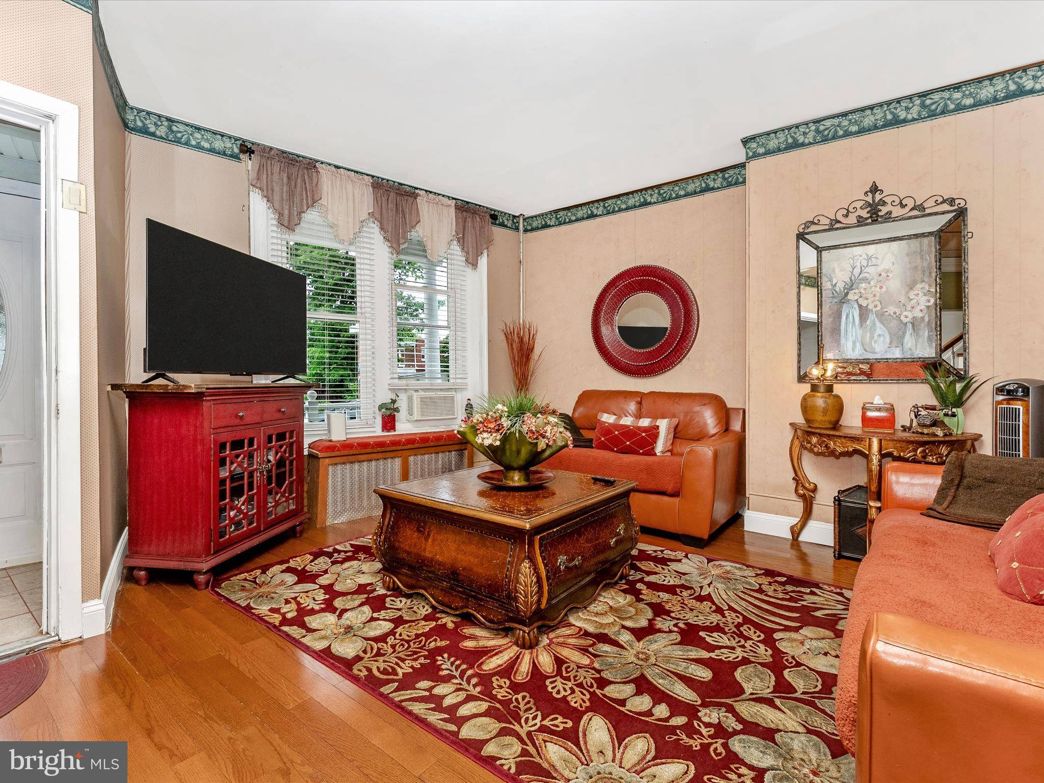 Frederick, MD 21701,204 CENTER ST