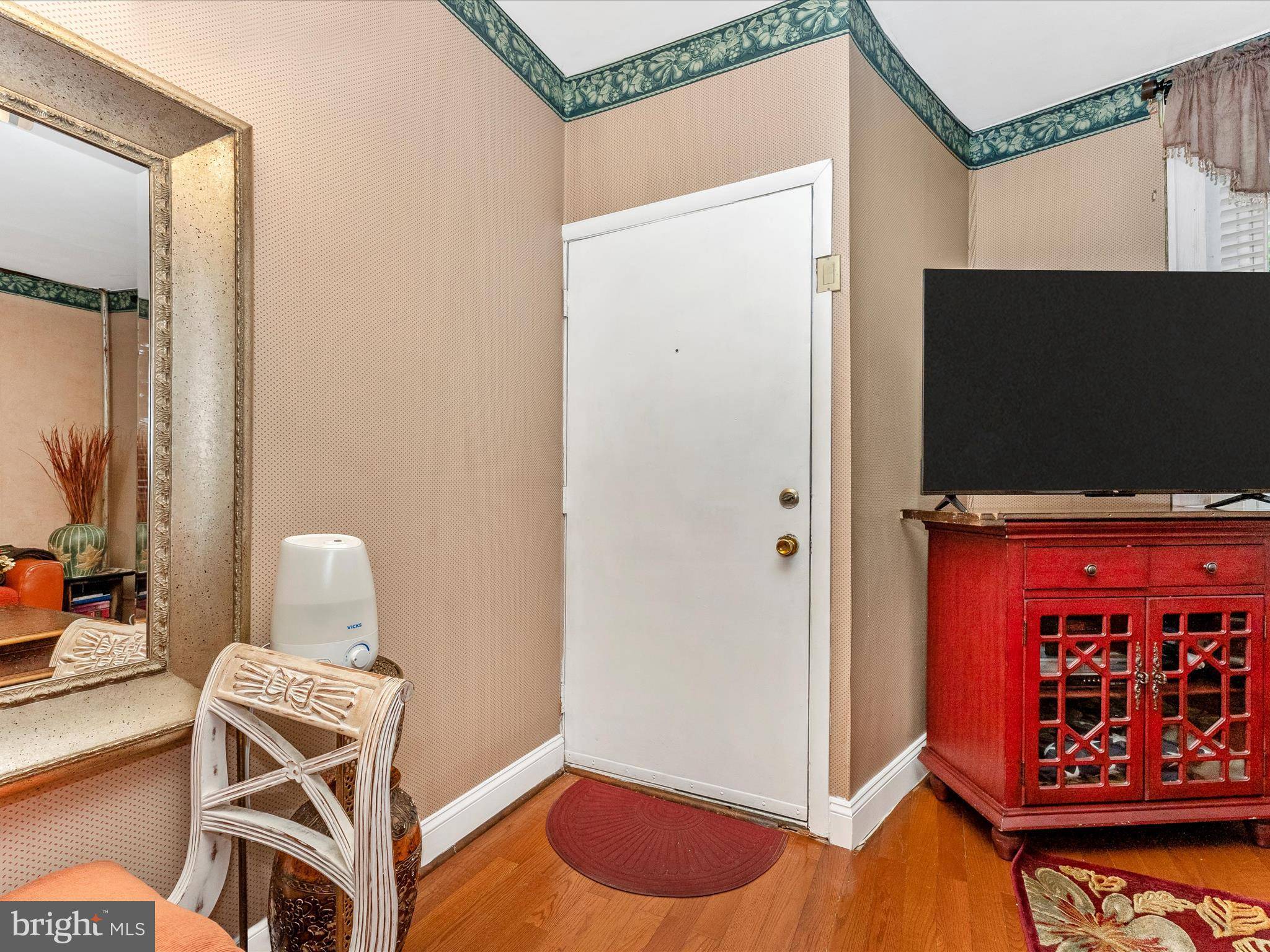 Frederick, MD 21701,204 CENTER ST