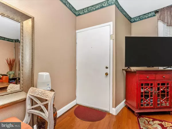 Frederick, MD 21701,204 CENTER ST