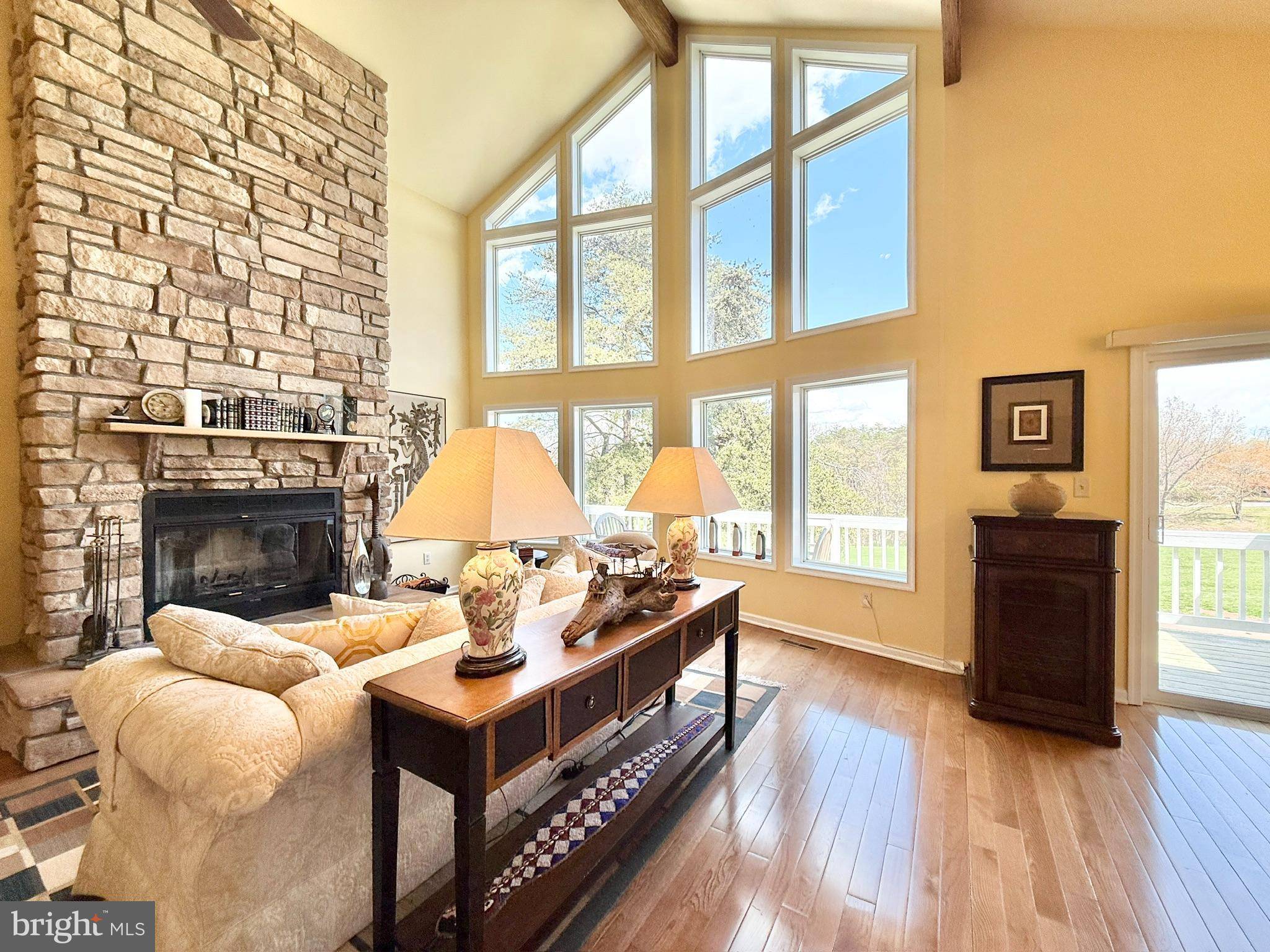Hedgesville, WV 25427,477 WAMPUM LN